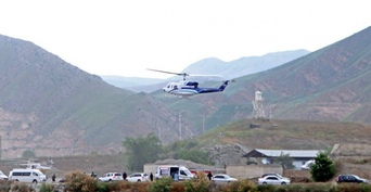 Президент Ирана Эбрахим Раиси попал в авиакатастрофу: вертолет совершил жесткую посадку