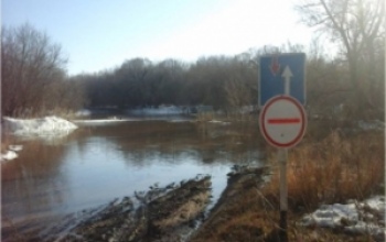 В Сорочинске подтоплены еще два низководных моста