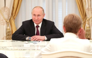 Владимир Путин поблагодарил Юрия Берга и других экс-губернаторов за работу
