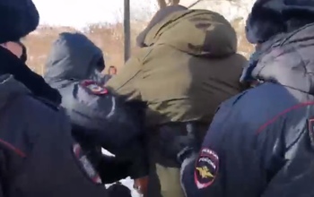 Дело задержанного 31 января на митинге оренбуржца отправлено на новое рассмотрение