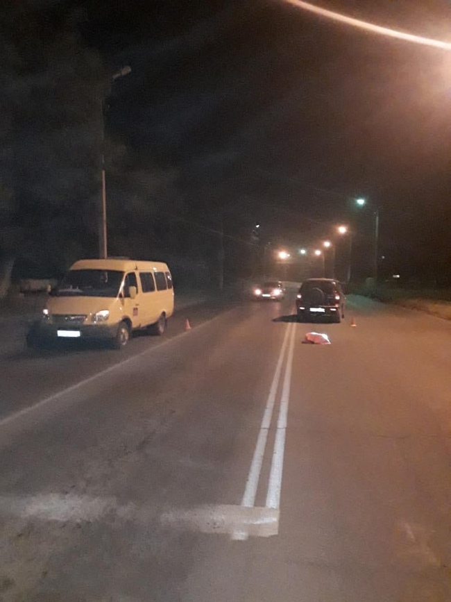 В Новотроицке с места ДТП исчез водитель, протаранивший сразу три авто
