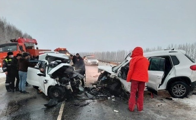 В страшном ДТП на трассе Казань – Оренбург погибли девушка и парень из Оренбуржья