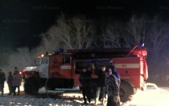 В Оренбуржье на пожаре ночью погиб человек