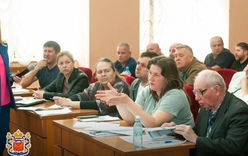 Губернатор области Денис Паслер встретился с председателями СНТ Оренбурга