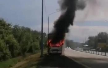 На Илекском шоссе в Оренбурге сгорела фура
