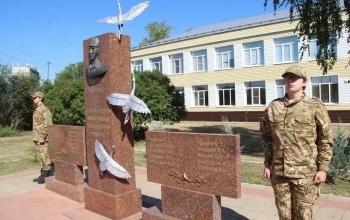 В Бузулукском районе почтили память Героя России Антона Марченко