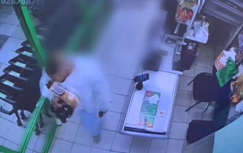 В Оренбурге мужчина силой отбил похищенные продукты у сотрудника магазина