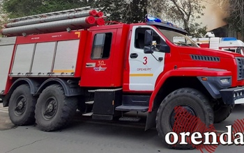 В Оренбурге огнеборцы спасли трёх человек при пожаре в многоквартирном доме
