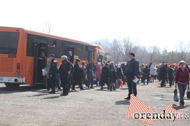 На каких автобусах оренбуржцы смогут добраться до кладбища