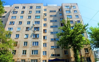 В Оренбурге лифт вместе с пассажиром сорвался с 9 этажа 