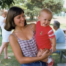 В Оренбуржье женщин больше, и живут они дольше мужчин