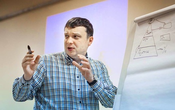 Политолог Семен Уралов проведет мастер-класс в Оренбурге 