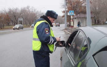 В Оренбурге прошел рейд по проверке тонировки автомобилей