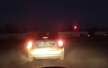 В Оренбурге автохамов снимают на видеорегистратор