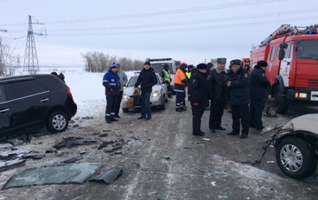Семья из Октябрьского района по дороге в больницу попала в смертельное ДТП