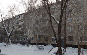 В Оренбурге жильцы многоэтажки недовольны, а у жилищников - все «пучком»