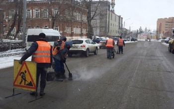 Дорожники приступили к ремонту аварийных участков дорог Оренбурга