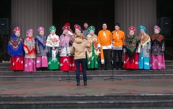 В Орске хор спел для пустой площади