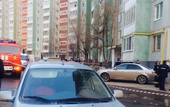 В Оренбурге автомобиль повредил газовую трубу
