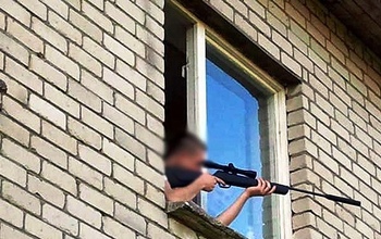 В Оренбурге мужчина стрелял по детям, игравшим на площадке