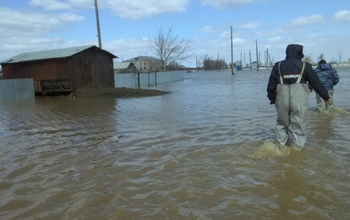 В поселке Целинный подтоплены 22 жилых дома