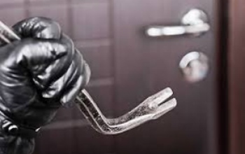 В оренбургском СНТ под носом у охраны обокрали домики 