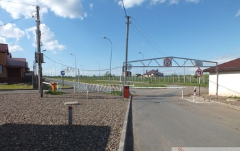 В оренбургских элитных поселках дороги для избранных