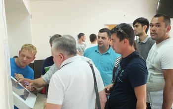 В МРЭО УГИБДД Оренбургской области вновь выстраиваются очереди