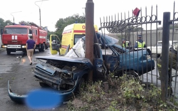 Оренбургский водитель оказался в плену своего автомобиля