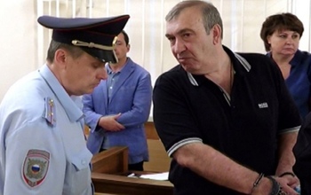 Оренбургскому экс-депутату дали 9,3 года лишения свободы и этапировали в Новотроицк