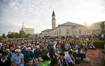 В Оренбурге отмечают Курбан-Байрам