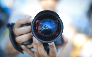 30 млн. рублей пытался отсудить оренбургский фотограф у владельца свадебного журнала