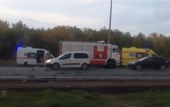 В Оренбурге из-за крупного ДТП полностью перекрыто Загородное шоссе