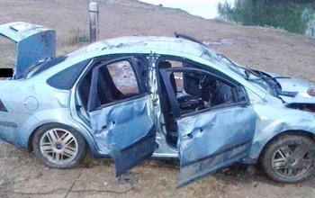 В Новосергиевском районе Ford Focus слетел с дороги в водоем