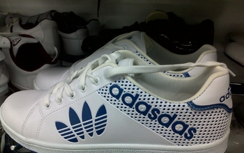 Жителя Орска оштрафовали за продажу поддельного «Adidas»