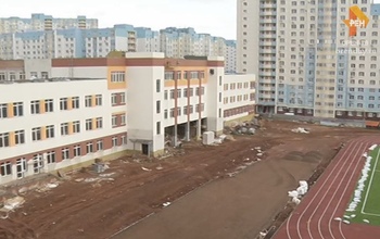 В новые школы набирают учителей