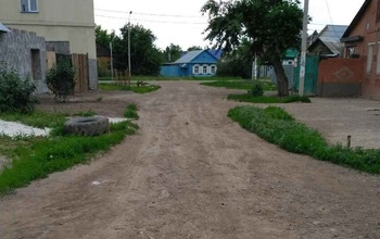 Оренбуржцы ведут «войну» за ремонт дороги