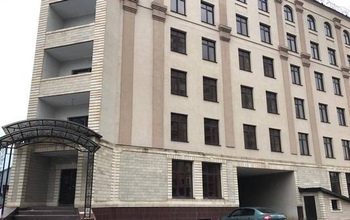 Бывшей оренбургской гостинице так и не суждено стать поликлиникой