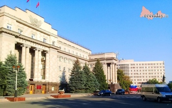 Оренбургских депутатов и их помощников возьмут в ежовые рукавицы