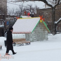 Все-таки ледяные: в Оренбурге определились со стройматериалом для новогодних городков