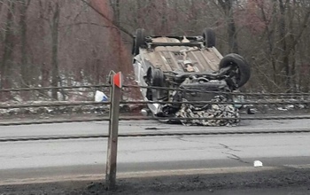 Toyota, Hyundai и микроавтобус столкнулись на Загородном шоссе в Оренбурге