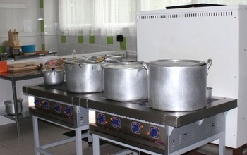 В Оренбурге комбинаты питания, обслуживающие образовательные учреждения, работали с грубыми нарушениями