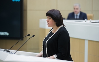 Сенатор от Оренбуржья призывает не пороть горячку при введении наказаний за домогательства на работе