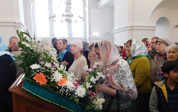 Каким Святым можно молиться в оренбургских храмах