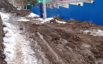 Жители Медногорска не могут выйти из дома из-за разбитых при ремонте водопровода дорог