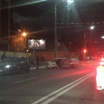 Жуткая ночная авария на проспекте Победы в Оренбурге