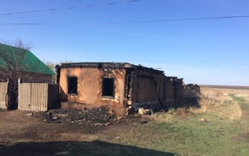 В Оренбуржье на пожаре погибли двое детей