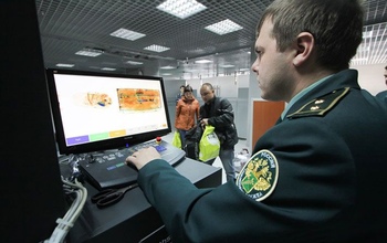 Оренбургская таможня заводит на курильщиков дела