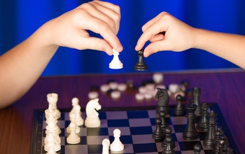 Младшеклассников Оренбуржья научат играть шахматы