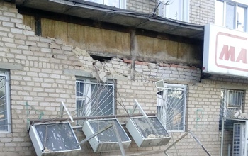 Стена жилого дома на улице Минской обвалилась в Оренбурге